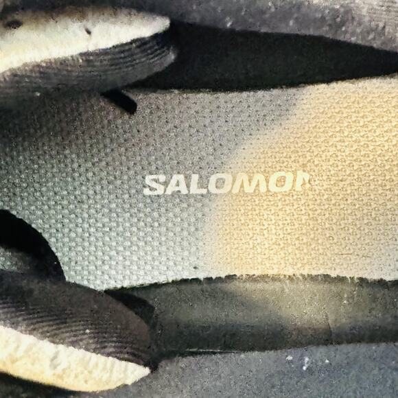 Athletic_Shoes